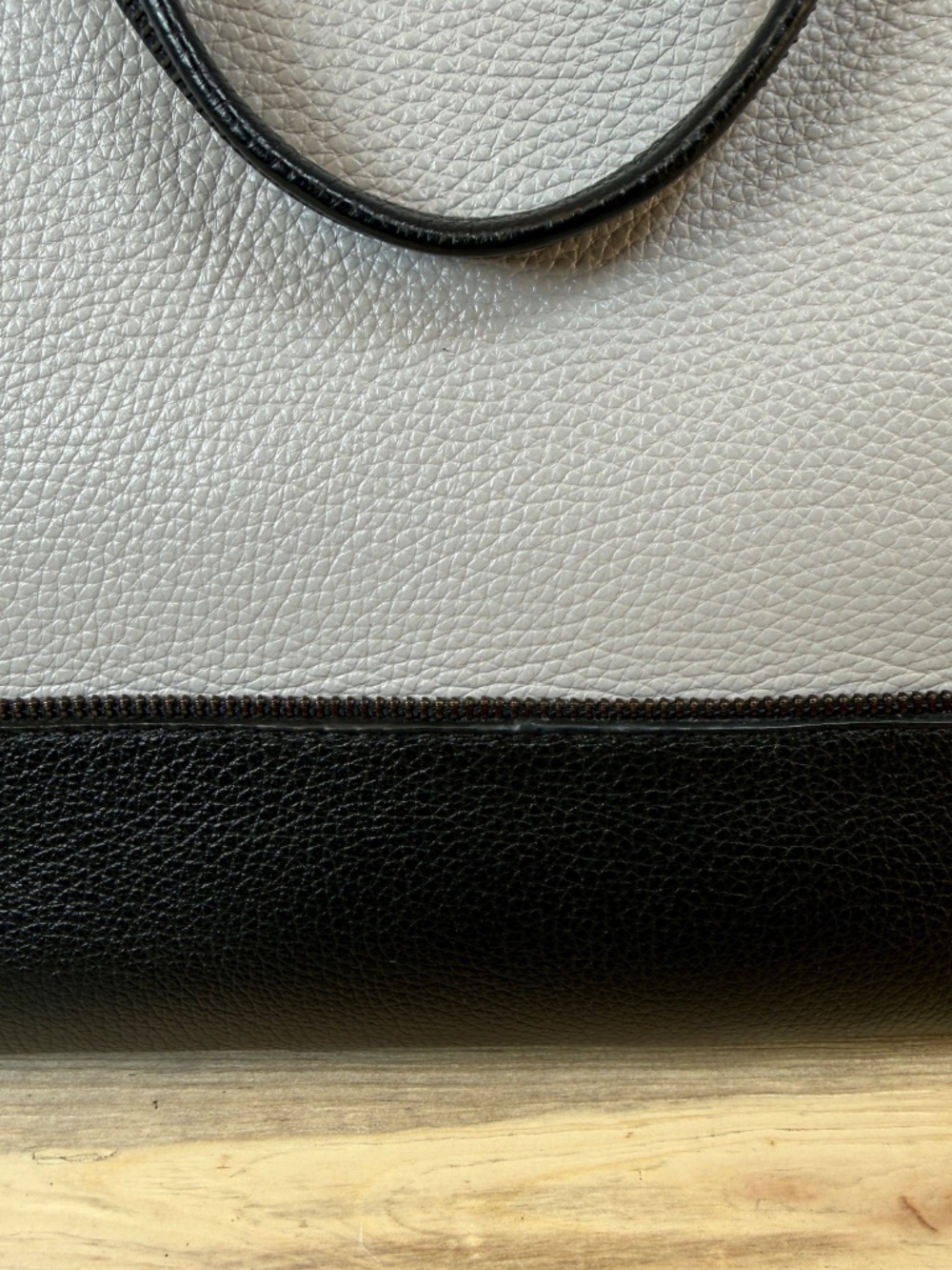 Botkier New York Pebbled Leather Tote Black Gray Ivory Zipper Trim Tri Color - Picture 4 of 16